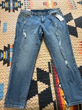 Grace & Lace Ankle Jeans